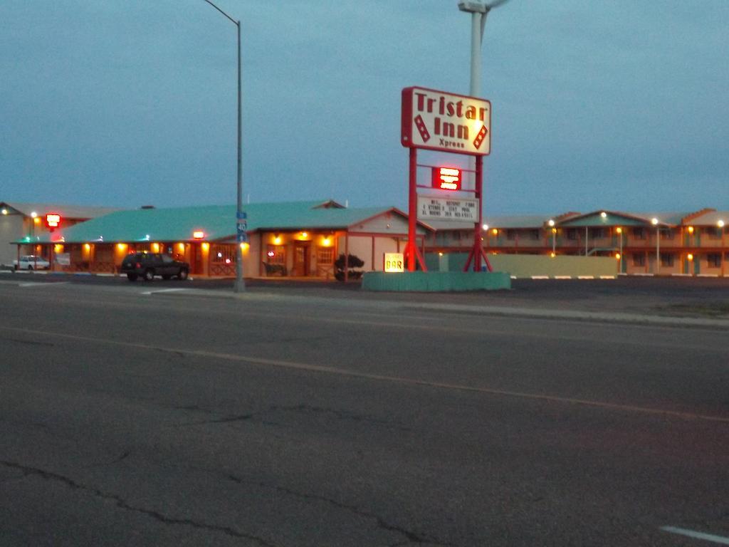 Tristar Inn Xpress Tucumcari Eksteriør bilde