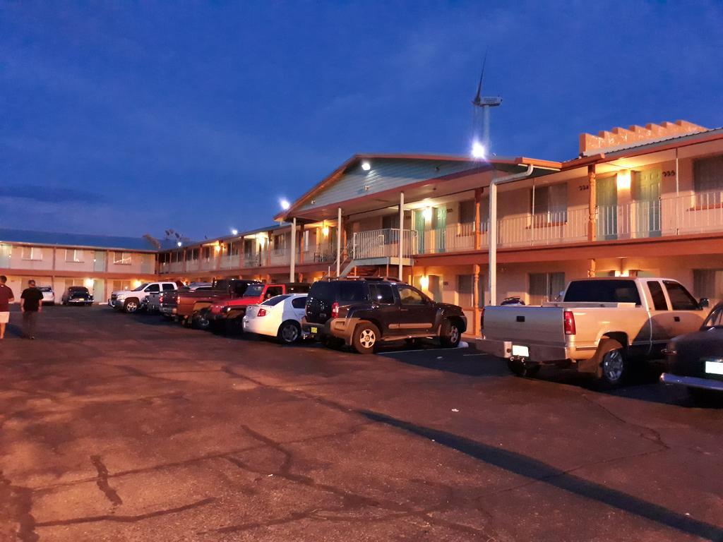 Tristar Inn Xpress Tucumcari Eksteriør bilde