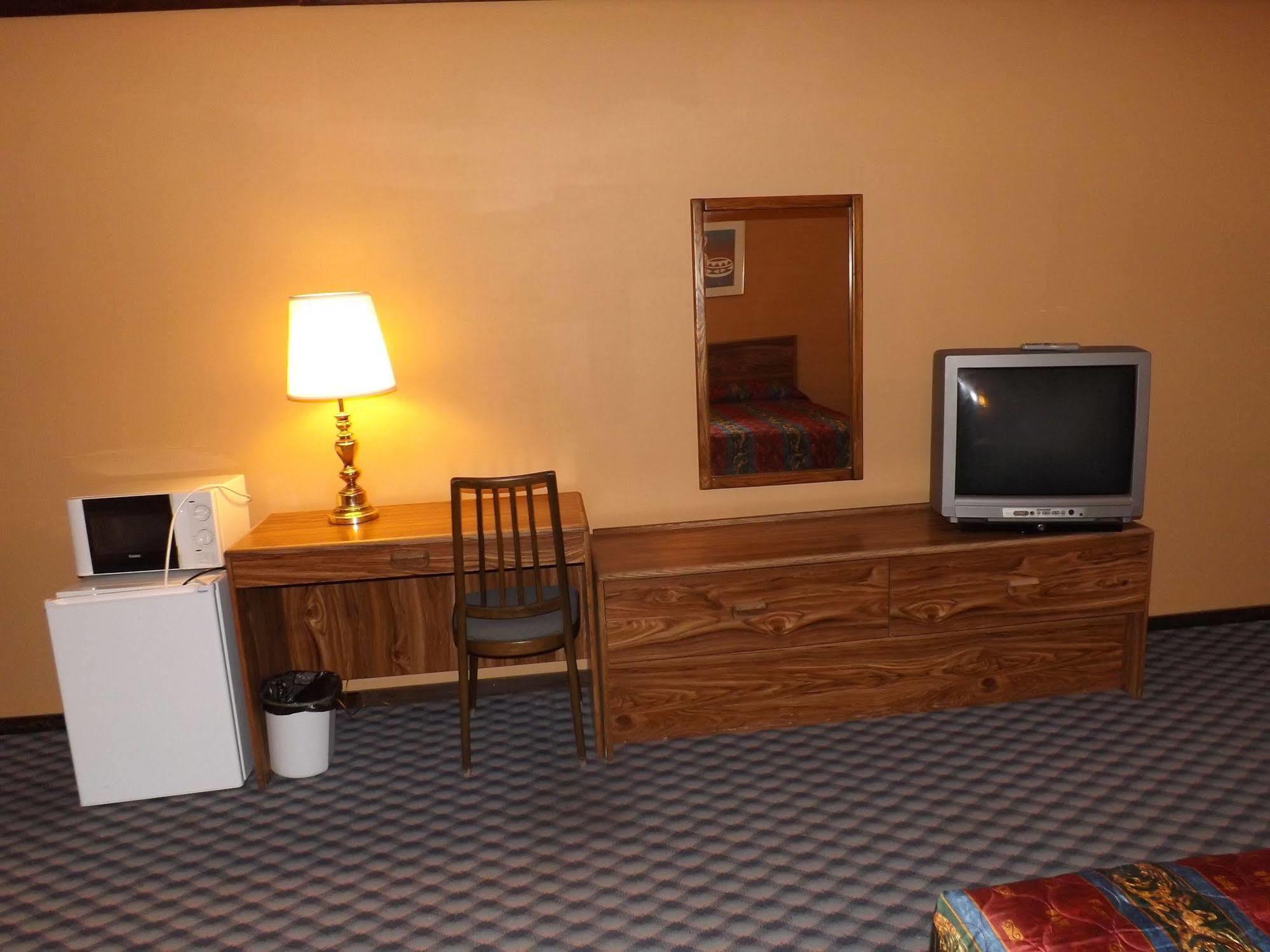 Tristar Inn Xpress Tucumcari Eksteriør bilde